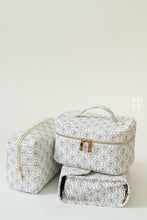 Load image into Gallery viewer, Train Case - Train2 Antibes With Navy Pinstripe Liner Cosmetic &amp; Toiletry Bags
