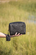 Load image into Gallery viewer, LUXE BALI STRAW  - EVERYTHING BAG - MIDNIGHT
