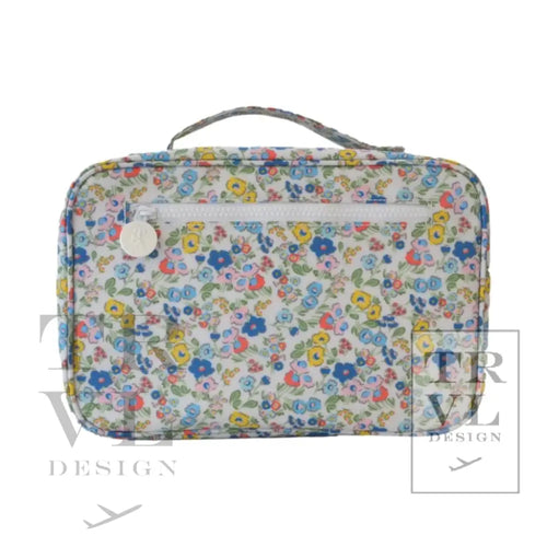 BUNDLE UP Hanging Toiletry Bag - POSIES