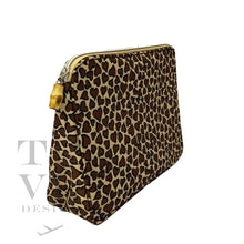 Load image into Gallery viewer, Classique Bag - Cheetah Heart *Trvl Deal
