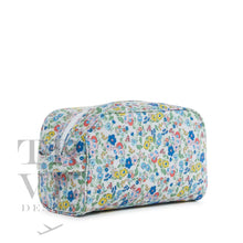 Load image into Gallery viewer, Dopp Bag - Stowaway Posies Floral
