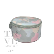 Load image into Gallery viewer, Round Up Jewel Case - Camo Pink Multi Camo Pink Multi
