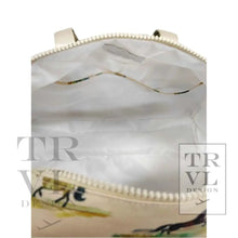 Load image into Gallery viewer, Weekender Gift Set - Duffel And Hanging Bag Wild Horses
