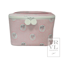 Load image into Gallery viewer, KIT CASE - FLORAL MEDALLLION PINK
